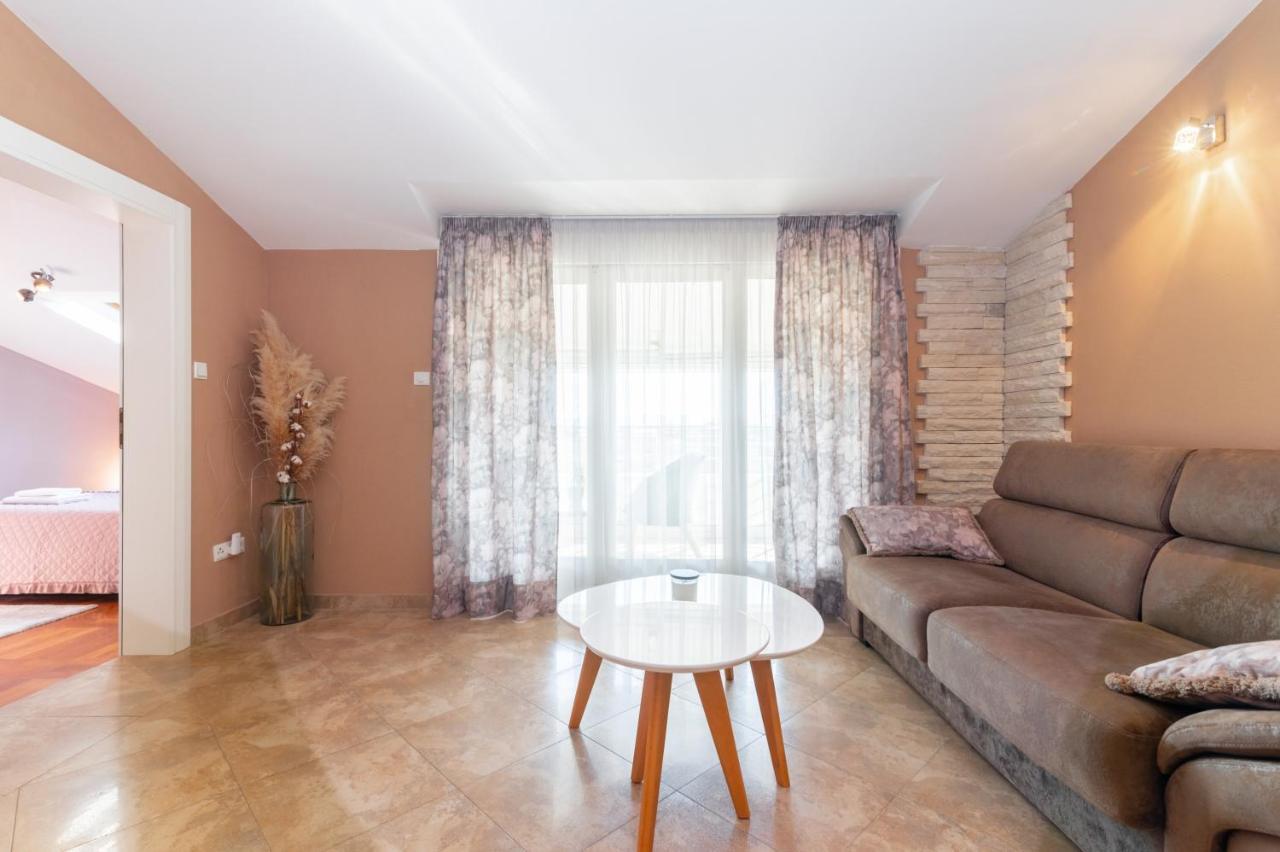 Deluxe Suite Bambi With Panoramic View 扎达尔 外观 照片
