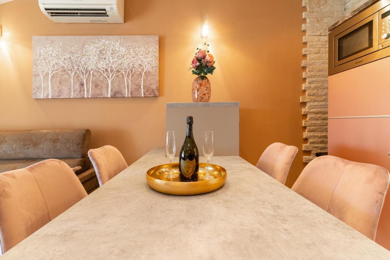 Deluxe Suite Bambi With Panoramic View 扎达尔 外观 照片