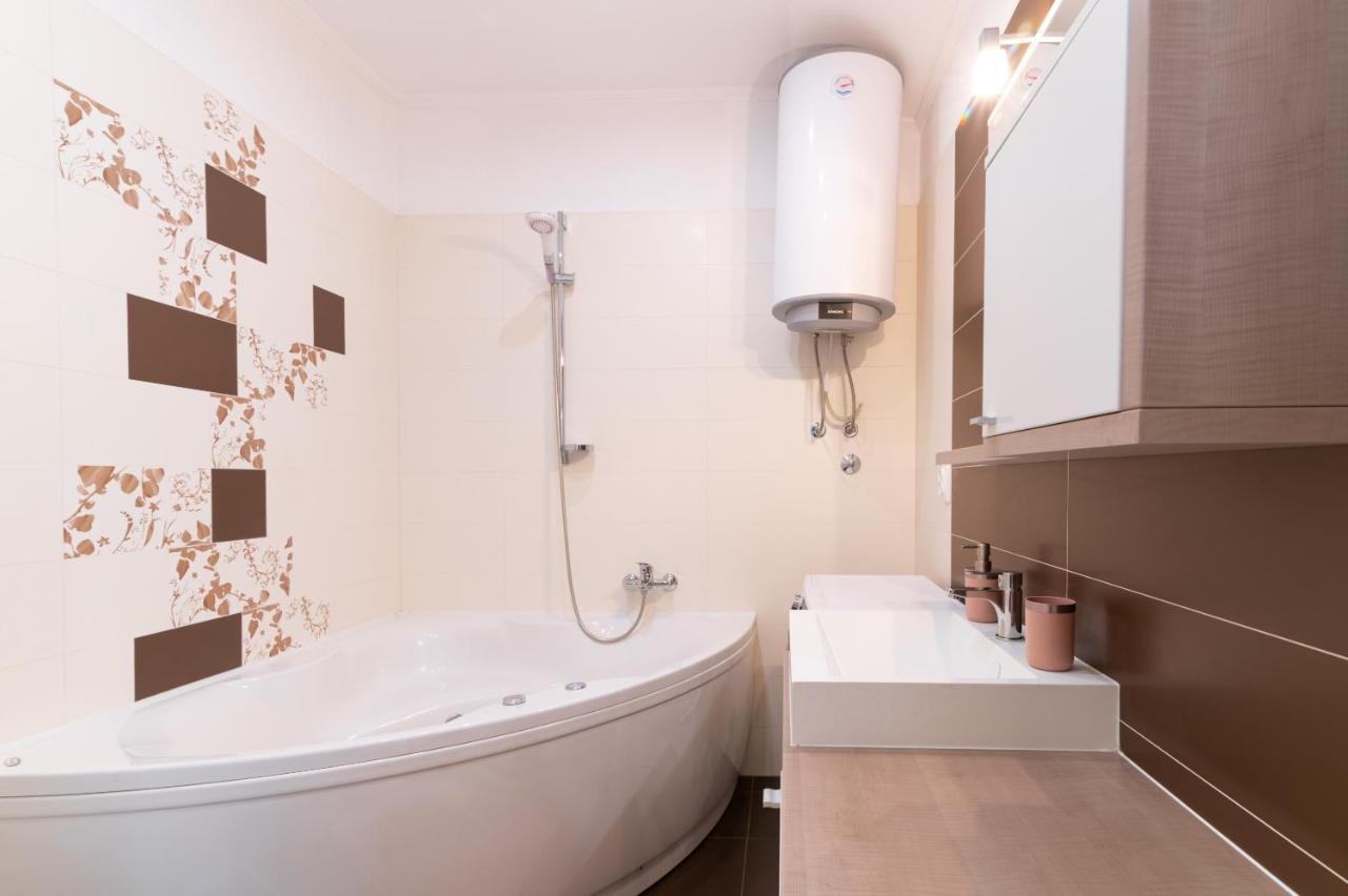 Deluxe Suite Bambi With Panoramic View 扎达尔 外观 照片