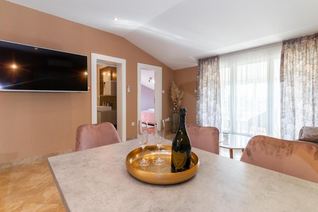 Deluxe Suite Bambi With Panoramic View 扎达尔 外观 照片